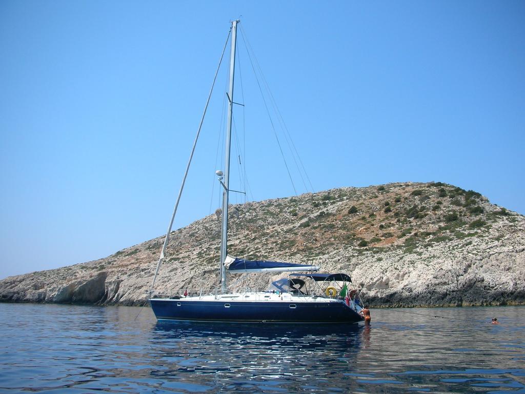 Sailingboat Botel